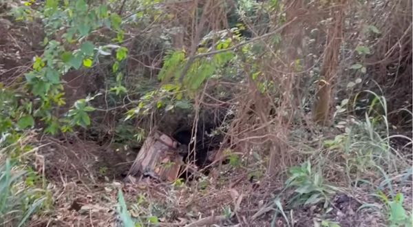 Carro cai de barranco e moradores denunciam estado do único acesso ao Capão; prefeito responde