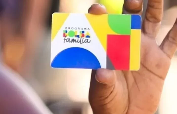 Mais de 300 mil famílias terão redução no valor do Bolsa Família em maio