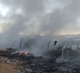 Palmeiras/BA: incêndio no lixão provoca fumaça intensa e moradores sofrem com problemas respiratórios