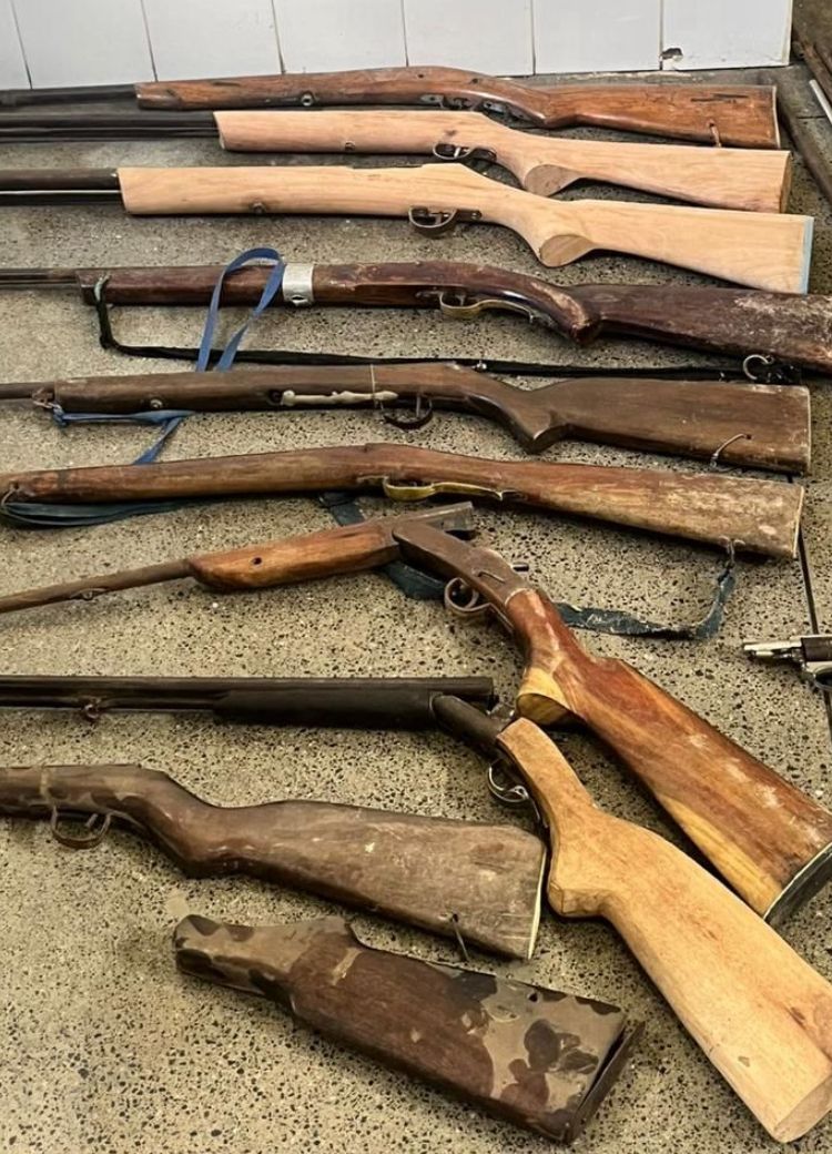 Operação da CIPPA de Lençóis desarticula oficina clandestina de armas na zona rural de Utinga