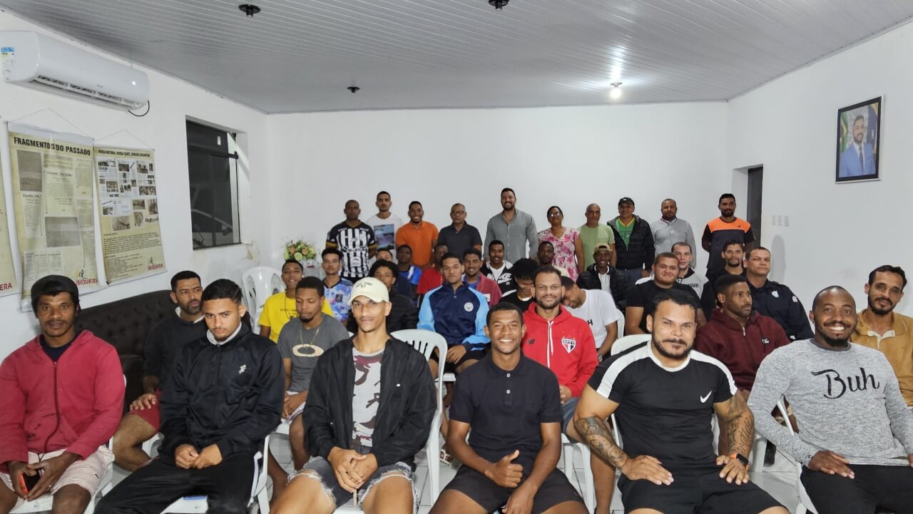 Ibiquera inicia preparação para a Copa Chapada Forte com reunião liderada pelo prefeito Cézar Almeida