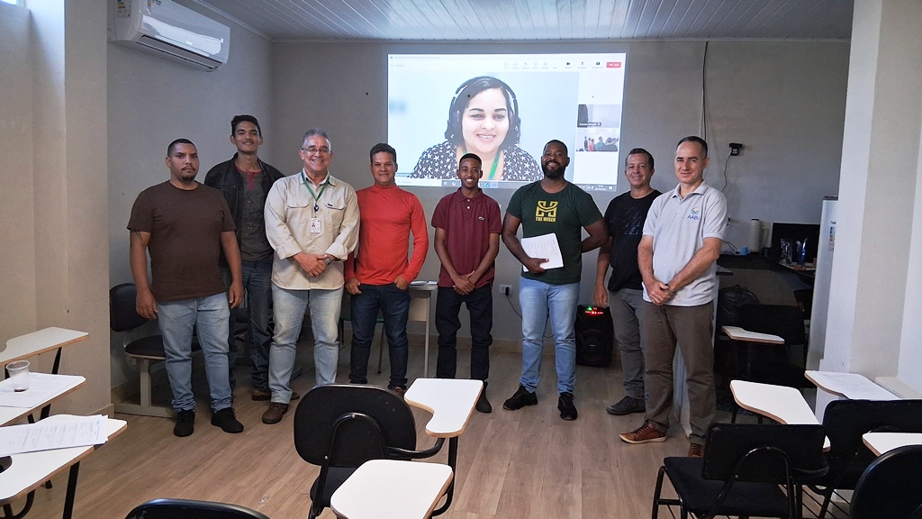 Inema realiza treinamento para cadastramento de usuários de recursos hídricos na bacia do rio Utinga