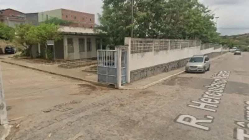 Polícia Federal prende acusado de armazenar material de abuso sexual de menores em Itaberaba