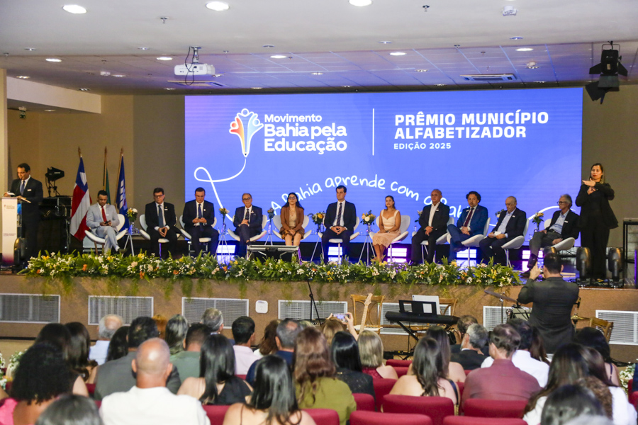 Novo Horizonte conquista Prêmio Município Alfabetizador e se destaca entre as melhores educações da Bahia