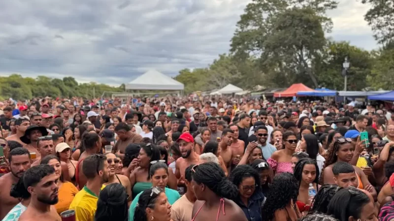 Com estrutura ampliada e público expressivo, Carnaperuca 2026 consolida Nova Redenção como destaque do verão da Chapada Diamantina