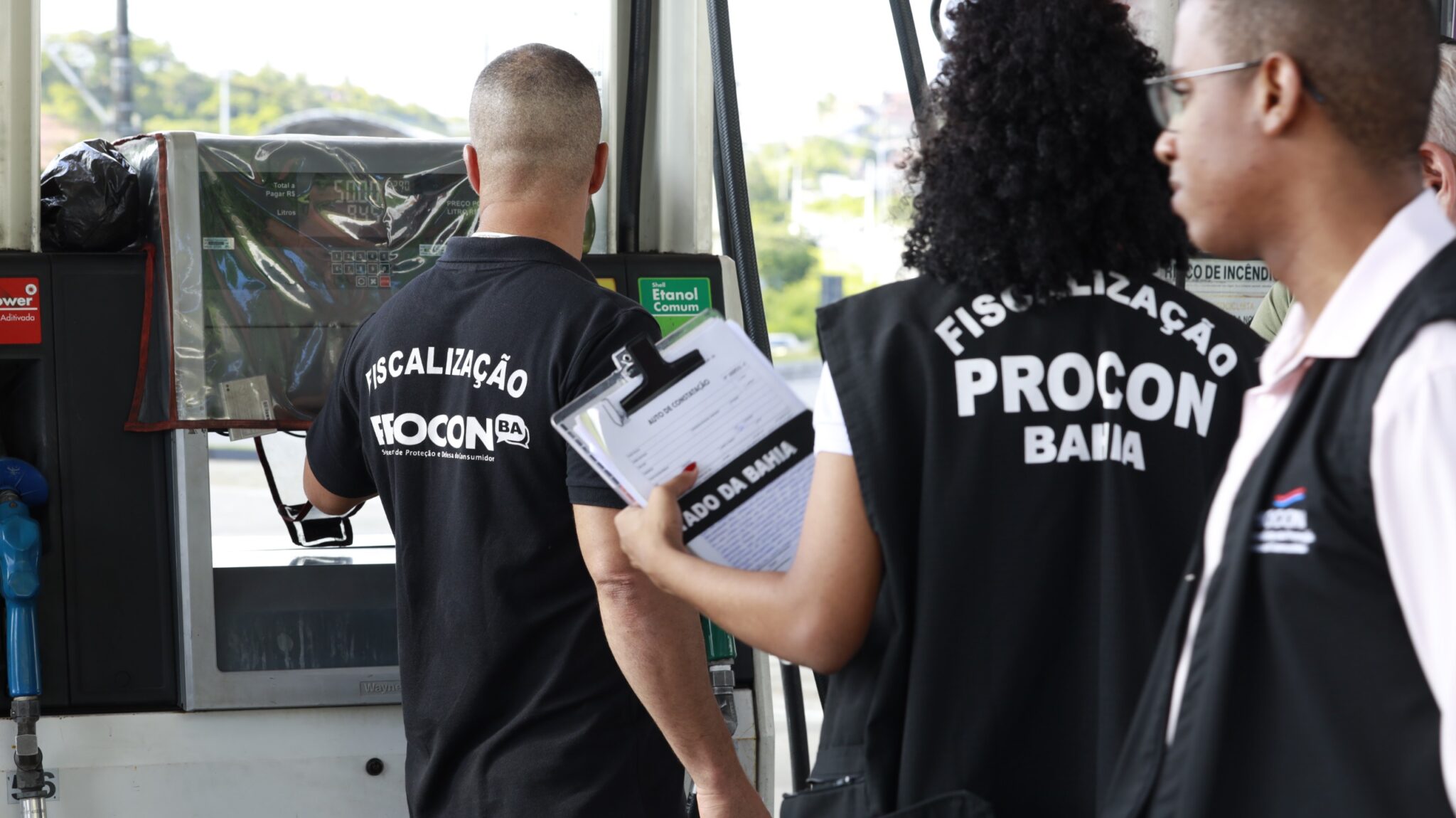 Procon-BA notifica 111 postos por irregularidades em combustíveis