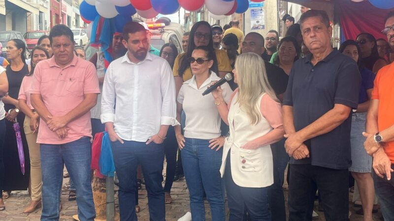 Deputada Ivana Bastos faz entrega de ambulância no município de Wagner
