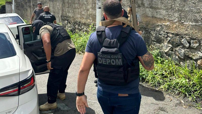 Grupo que enganava idosos para trocar cartões em caixas eletrônicos é alvo de operação na Bahia