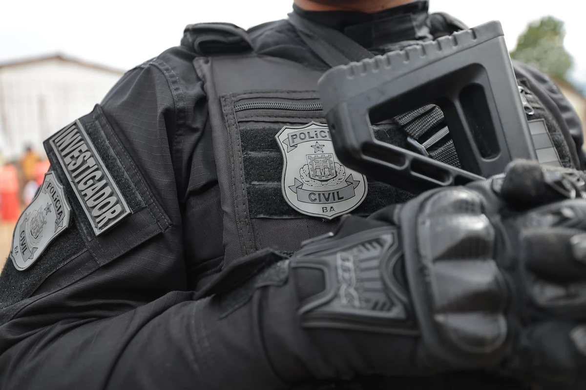 Mulher é atacada com ácido pelo companheiro na Bahia e é socorrida com queimaduras