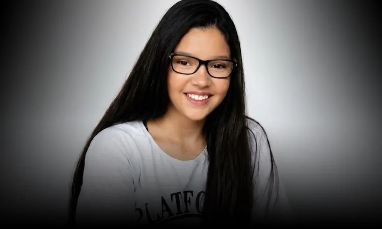 Jovem de 20 anos é encontrada morta na garagem de casa na Bahia