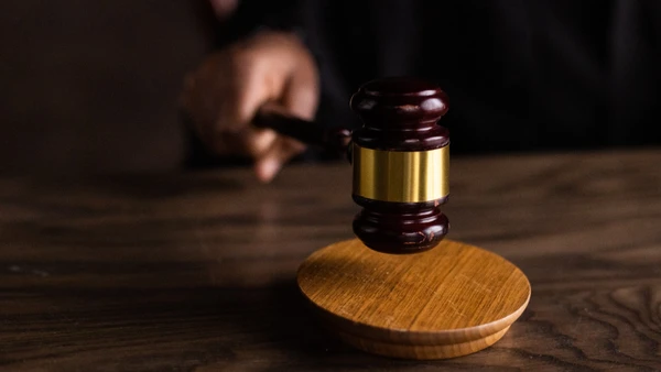 Serralheiro é condenado a pagar R$ 36 mil em indenização após divulgar nudes da ex-companheira na Bahia