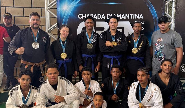 Atletas de Ibiquera brilham no Jiu-Jitsu e conquistam 11 medalhas no Chapada Diamantina Open, em Seabra