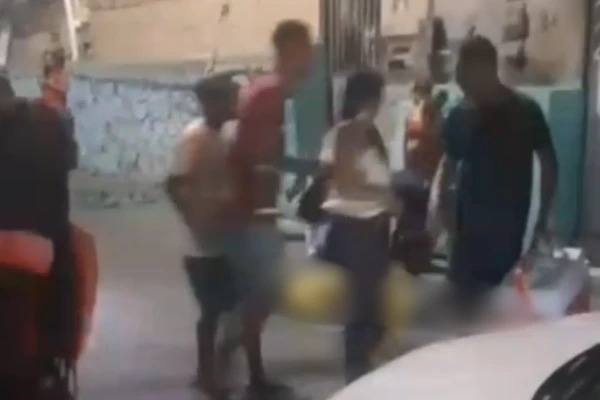 Homem é morto a tiros por vizinho após briga por som alto em Salvador